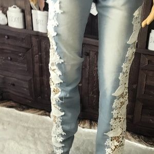 Jeans Women’s- Never Worn